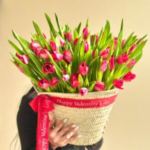 TULIP LOVE BASKET